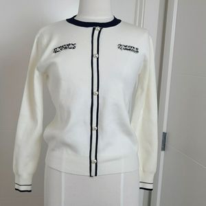 Contrast Trim Decorative Button Blouse